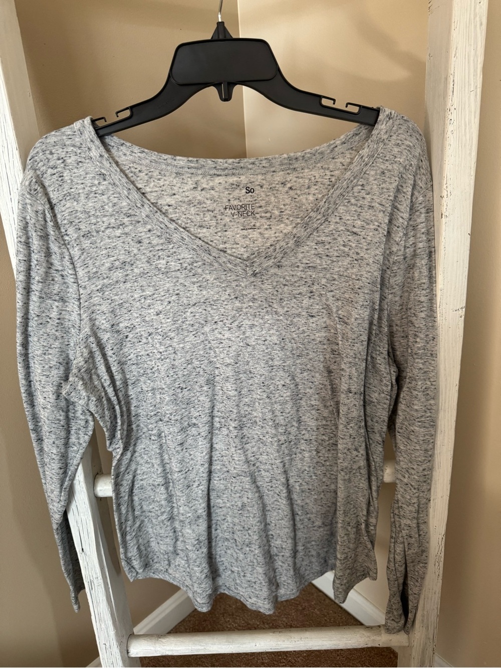 SO Heather Gray V-Neck Long Sleeve Tee